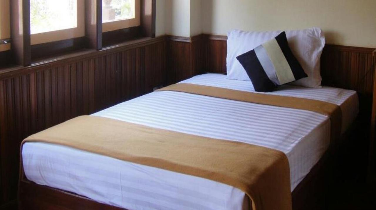 Three Seasons Inn & Spa Nyaung Shwe Extérieur photo