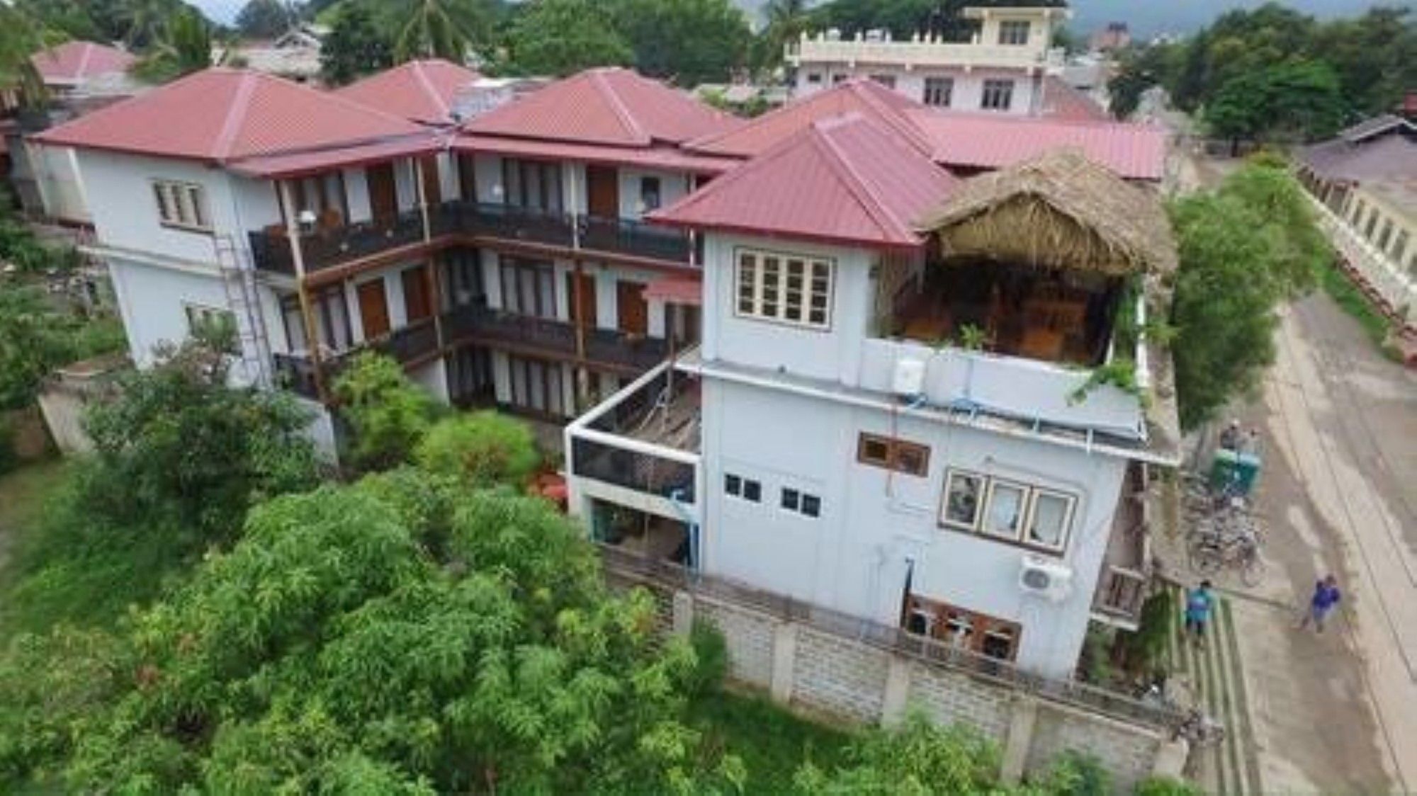 Three Seasons Inn & Spa Nyaung Shwe Extérieur photo