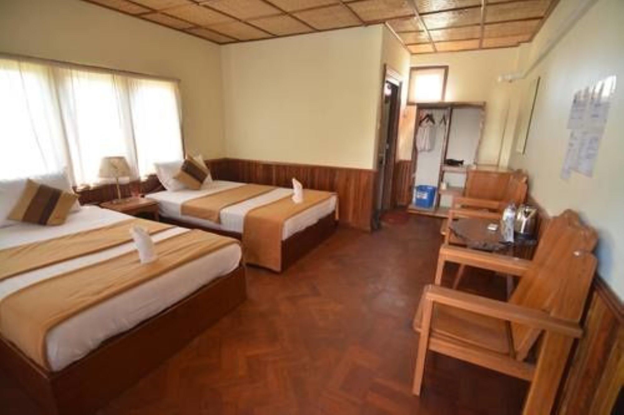 Three Seasons Inn & Spa Nyaung Shwe Extérieur photo