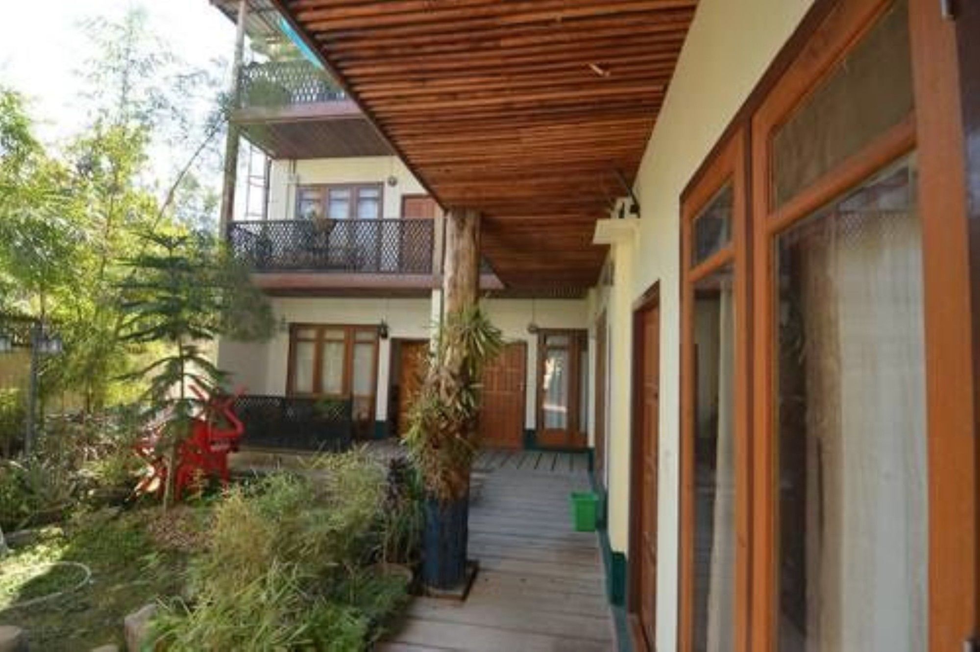 Three Seasons Inn & Spa Nyaung Shwe Extérieur photo